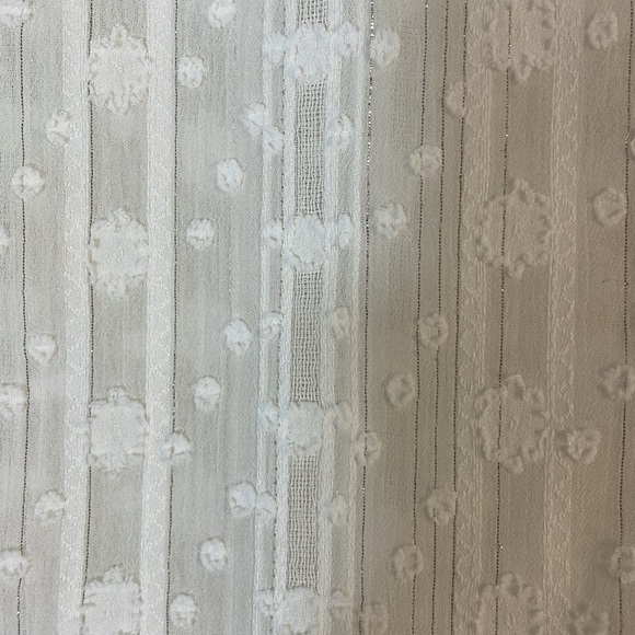 NWT. BCBGMAXAZRIA XS Shimmer Off-White Textured Ruffle Blouse. - Picture 11 of 12